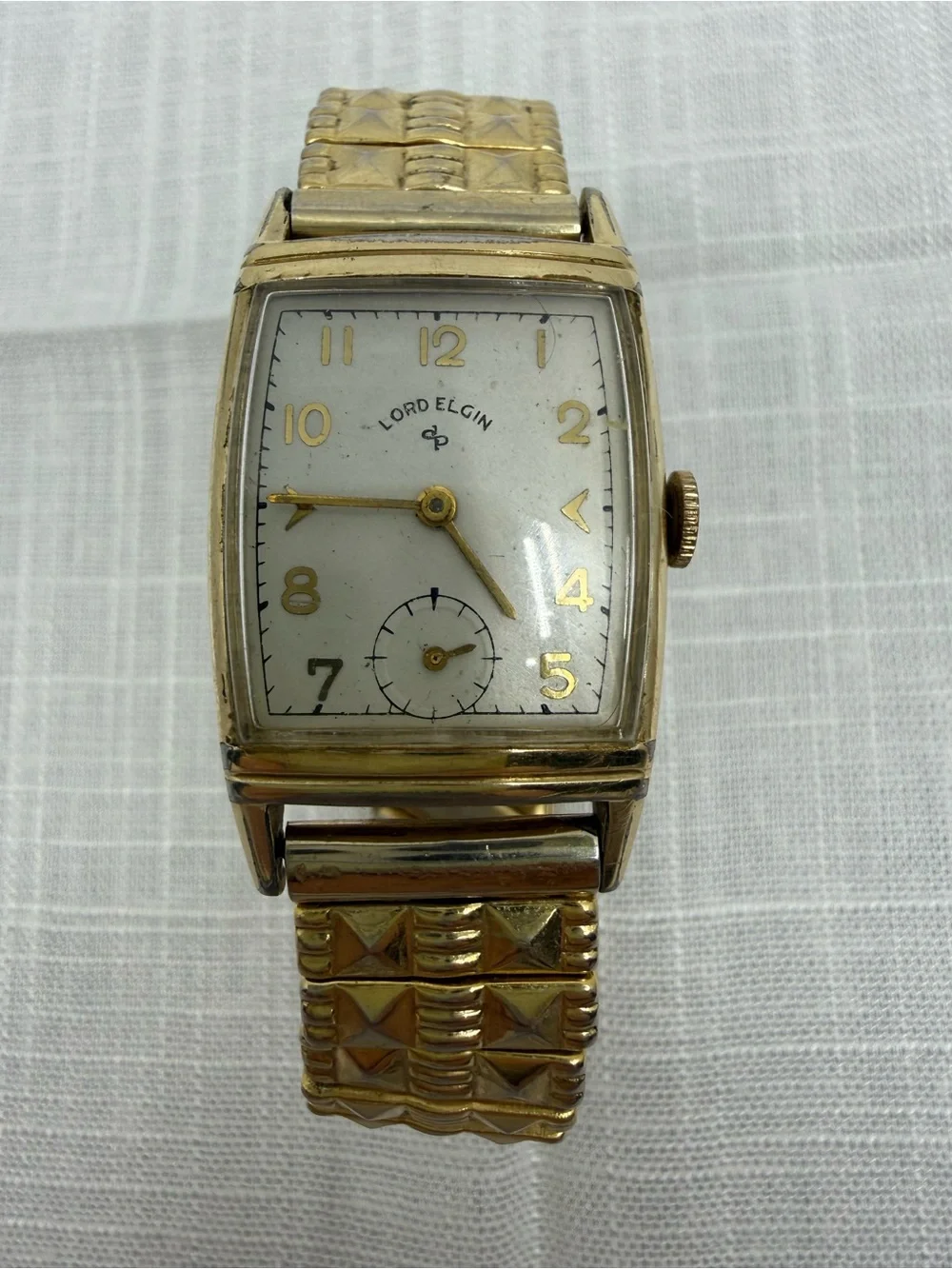 1951 Lord Elgin Art Deco Gr 626 21J Mechanical Watch - Clean Runner!
